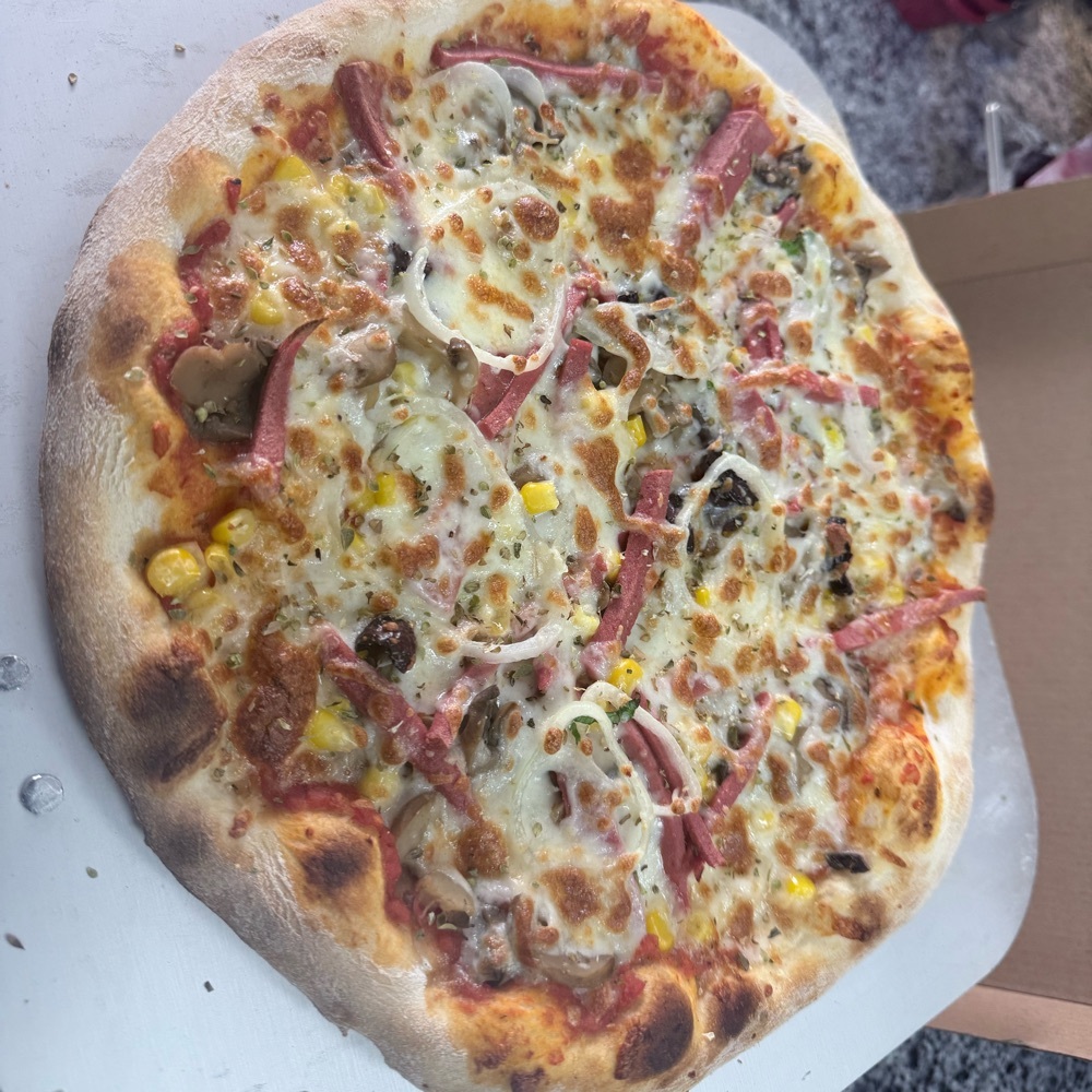 PİZZA GEMİSCHT (Karısık pizza KÜCÜK BOY)